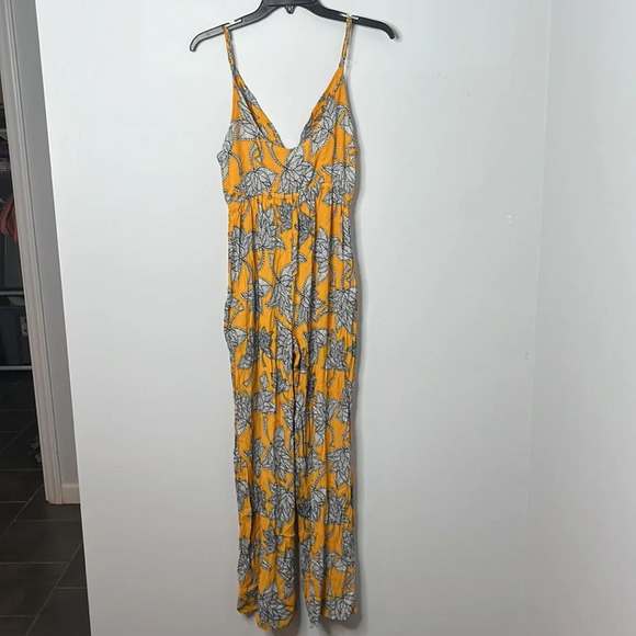 Aila Blue Kiss Kiss Bella Vita Limone Yellow Floral Jumpsuit - Picture 7 of 7
